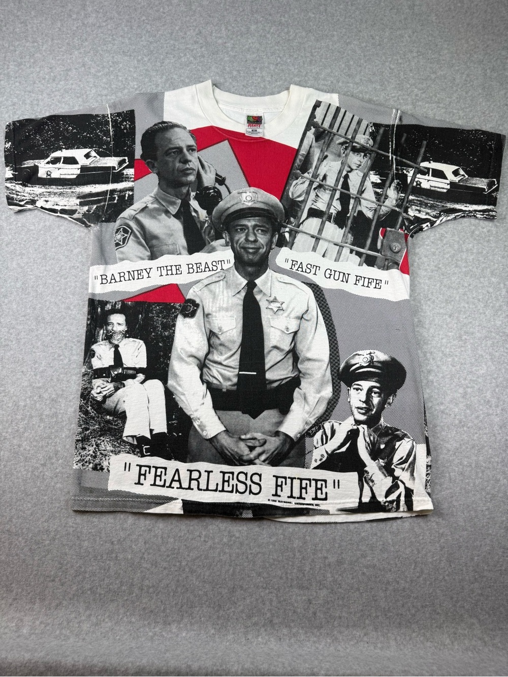 Vintage 'Fearless Fife' Graphic Tee with Red Star Accent